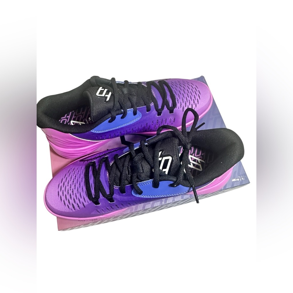 Brand New With Box Puma Stewie 1 ‘Causing Trouble’ Women Basketball Sneaker Sz 9